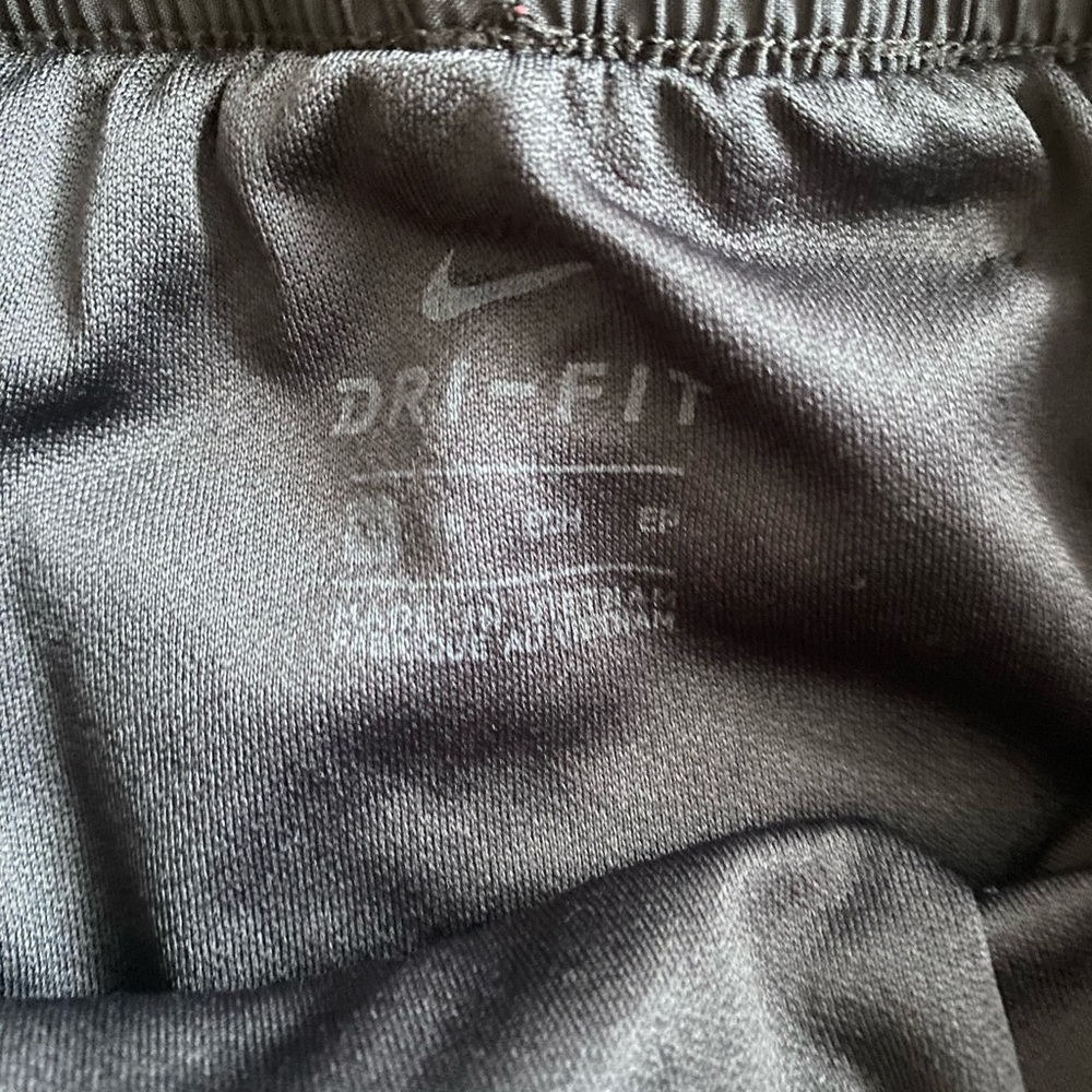 Nike Tempo Athletic Shorts - Women’s XS - Black - Picture 5 of 8